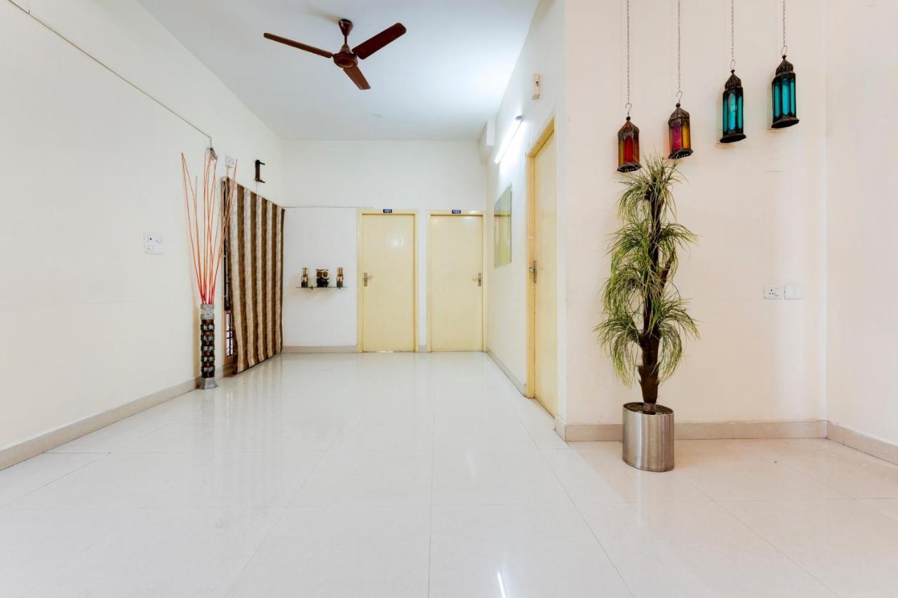 Hotel O J2 Service Apartment 첸나이 외부 사진