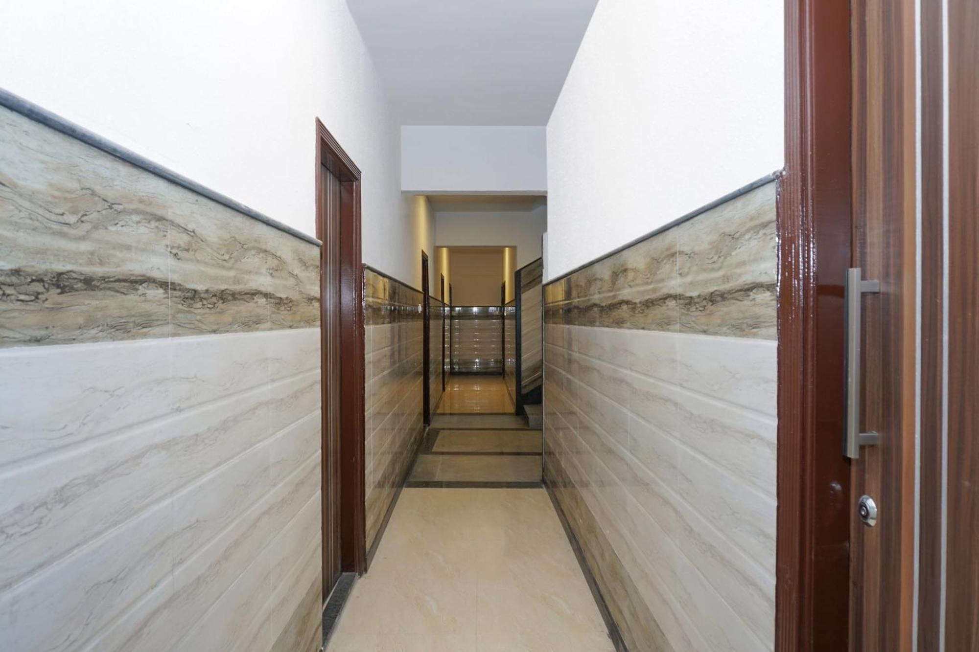 Hotel O J2 Service Apartment 첸나이 외부 사진